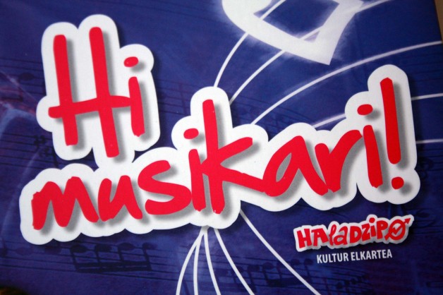 Hi musikari!
