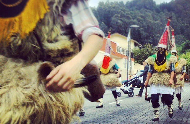 Zanpanzarrak Errekatxon #gerezifesta #fiestacereza #Barakaldo – Instagram
