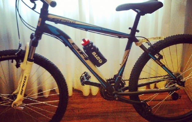 Gaur etorri naiz nere opariaren bila. Primerako #Olentzeroa aurtengoa! #elTruenoAzul #bike #bici #bizikleta – Instagram