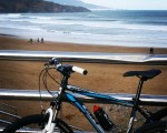 Gran debut del Trueno Azul! #bici #txirringa #bicivoladores #elTruenoAzul #hirukote #kuadrila #Abanto #Zierbena #Muskiz #LaArena hondartza #playa – Instagram