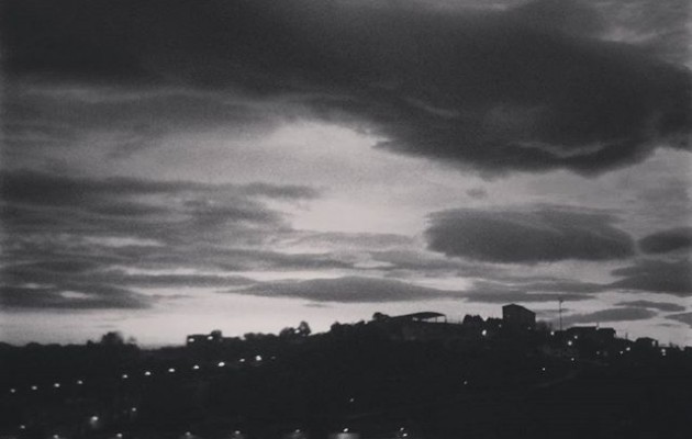 #Amanecer en #blancoynegro #Barakaldo #Erandio #escaladegrises – Instagram