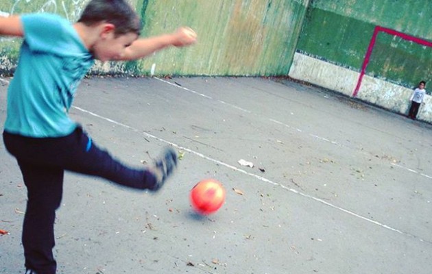 #futbolcallejero de toda la vida!#Karrantza #Bizkaia #fronton #futbol #calle @igerseuskadi – Instagram