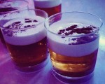 Ezagutu berri dugun #edabemagikoaHemos descubierto un nuevo #zumo de #gomiballa: #rompecolchones#bebida #txupito #ron – Instagram