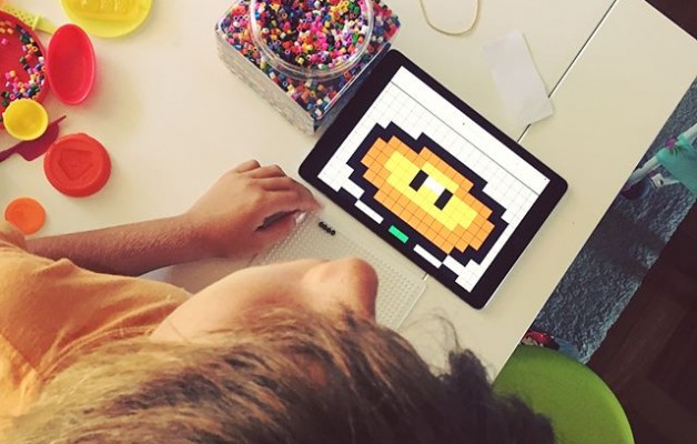 Zeinen goxo egoten den etxean! #familiaartean #tailerra #mariobros #angrybirds #koloreak – Instagram